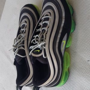 97 Japan Vapormax